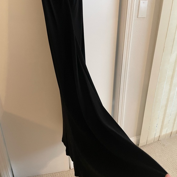 Ralph Lauren Black Gown with Train - Picture 4 of 6